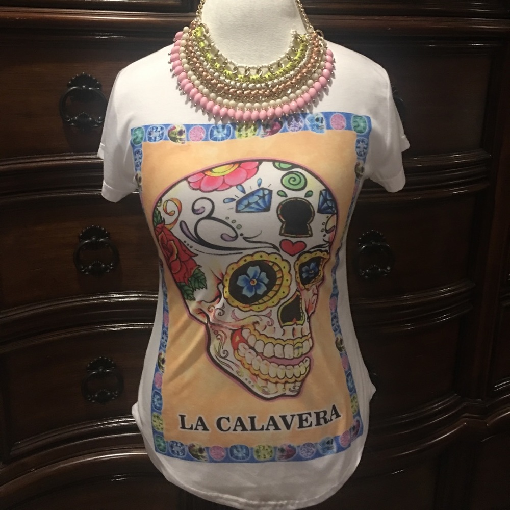 Trendy White Tee Mexican Skull